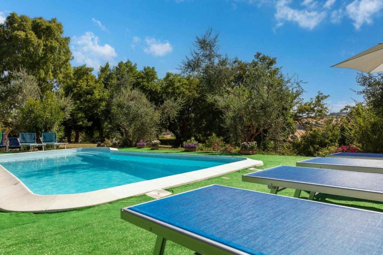La Meriggia Agriturismo- Ampio Appartamento Con Terrazza Esclusiva Ancona Ngoại thất bức ảnh