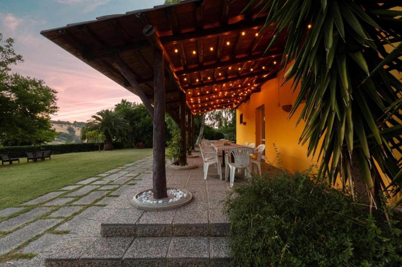 La Meriggia Agriturismo- Ampio Appartamento Con Terrazza Esclusiva Ancona Ngoại thất bức ảnh